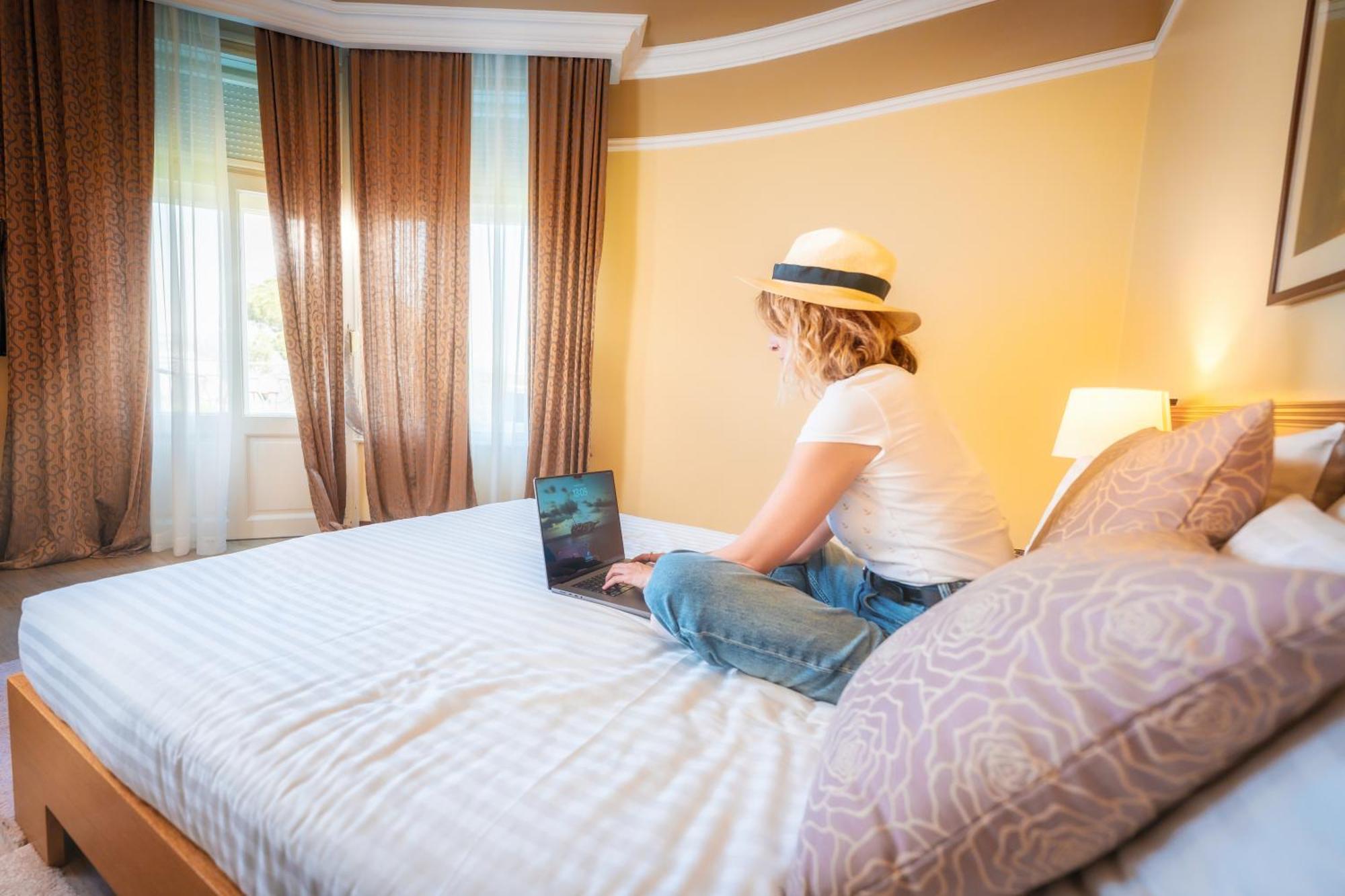 Bristol Hotel Opatija Bagian luar foto